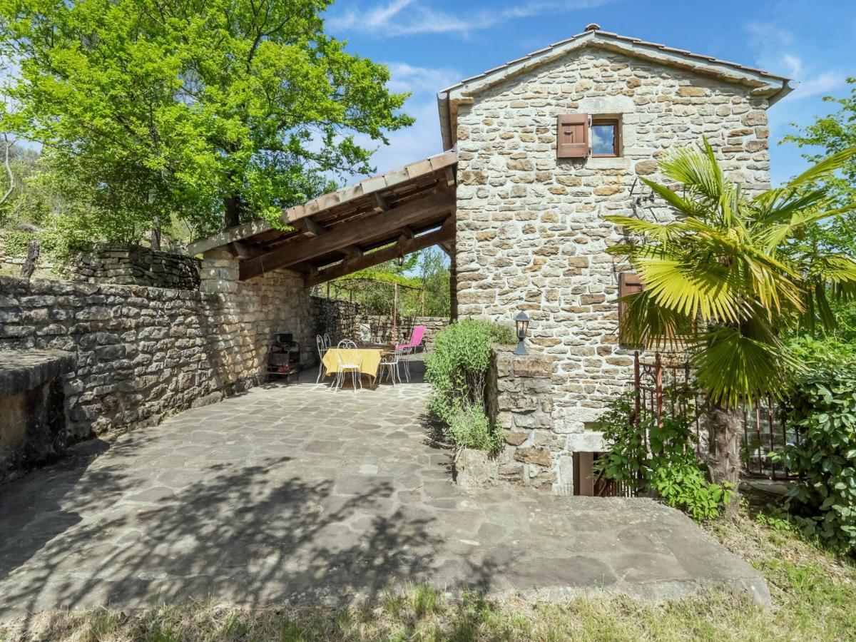 Classy Holiday Home In Les Vans With Pool Chambonas Exterior photo